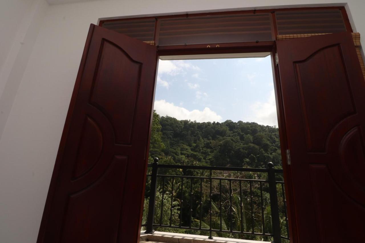 Slightly Chilled Forest Villa Sirimalwatta Esterno foto